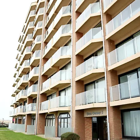 Family In Apartment Nieuwpoort